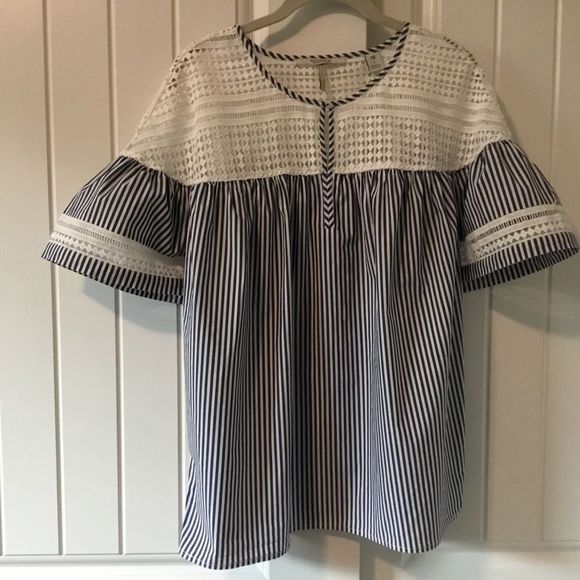 SCOTCH&SODA| Crochet Stripe Bell Sleeve Top - Picture 5 of 11